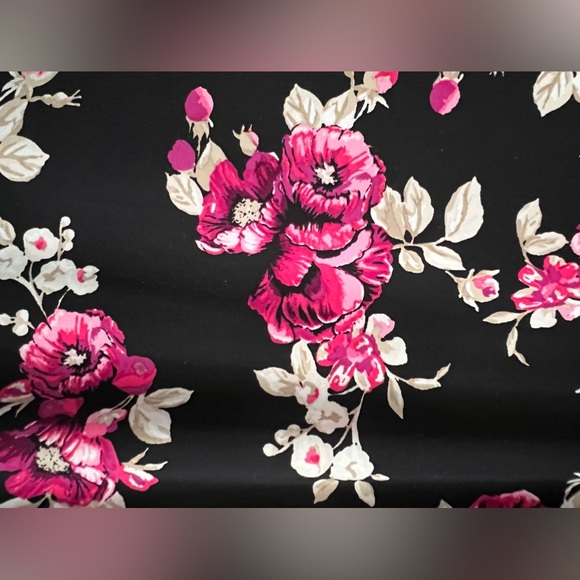 WHBM - Floral Cami With Lace - Size Medium - Picture 5 of 8